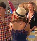 JONAS_S02_E02_Back_to_the_Beach_avi0364.jpg